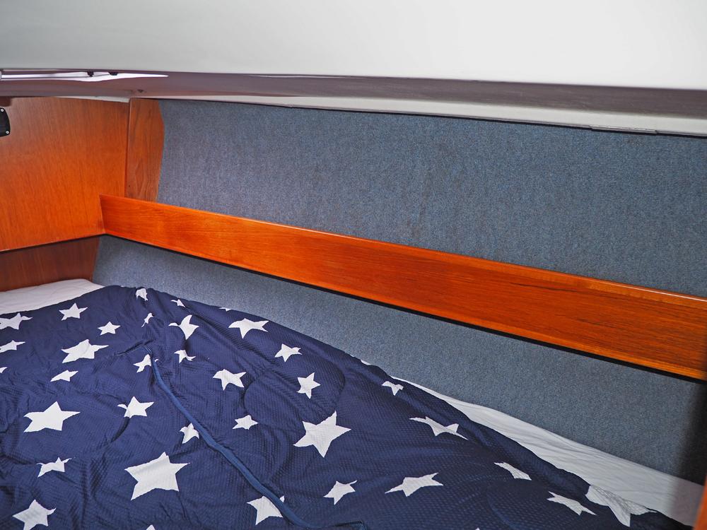 Cabin en avant, H&eacute;bergements